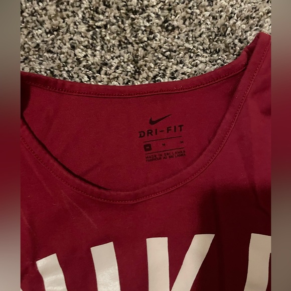 Women’s Nike Workout Tank Tops LOT - Picture 11 of 12